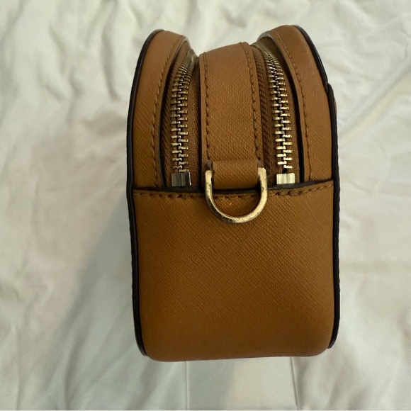 VGUC Tory Burch Women’s Emerson Camera Bag- No Strap - Picture 3 of 6